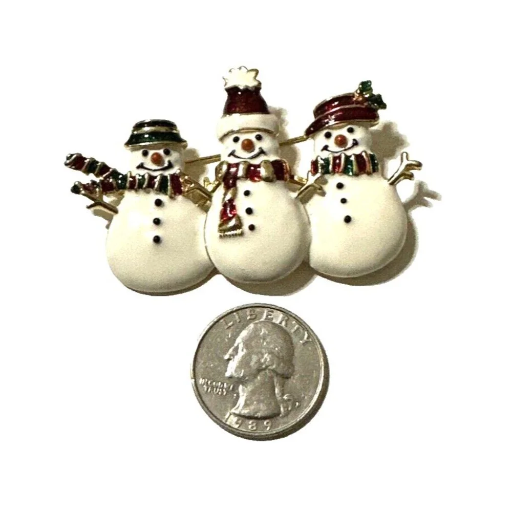 Vintage Snowmen Christmas Brooch White Green Red Enamel Trio Holiday Pin 2.5